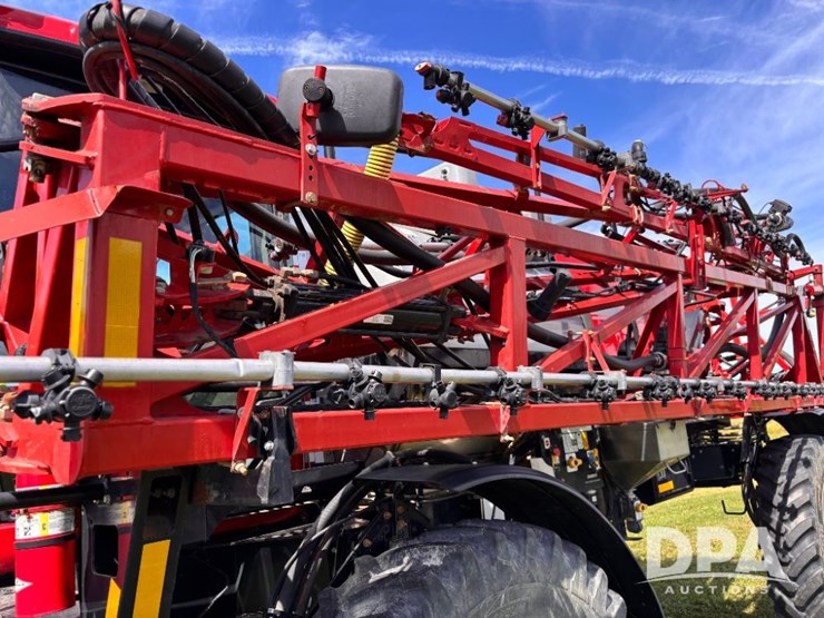 2019-case-ih-patriot-4440-image-85