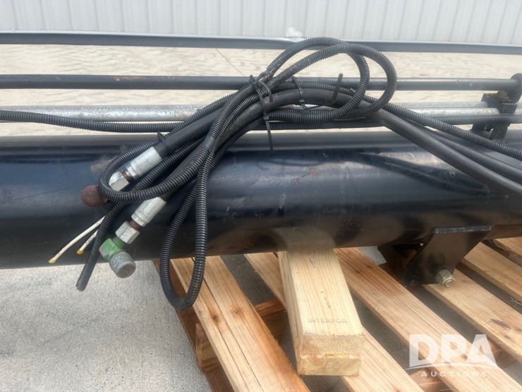 2005-bourgault-5200-image-35
