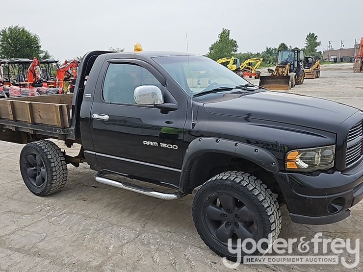 2002-dodge-1500-image-6