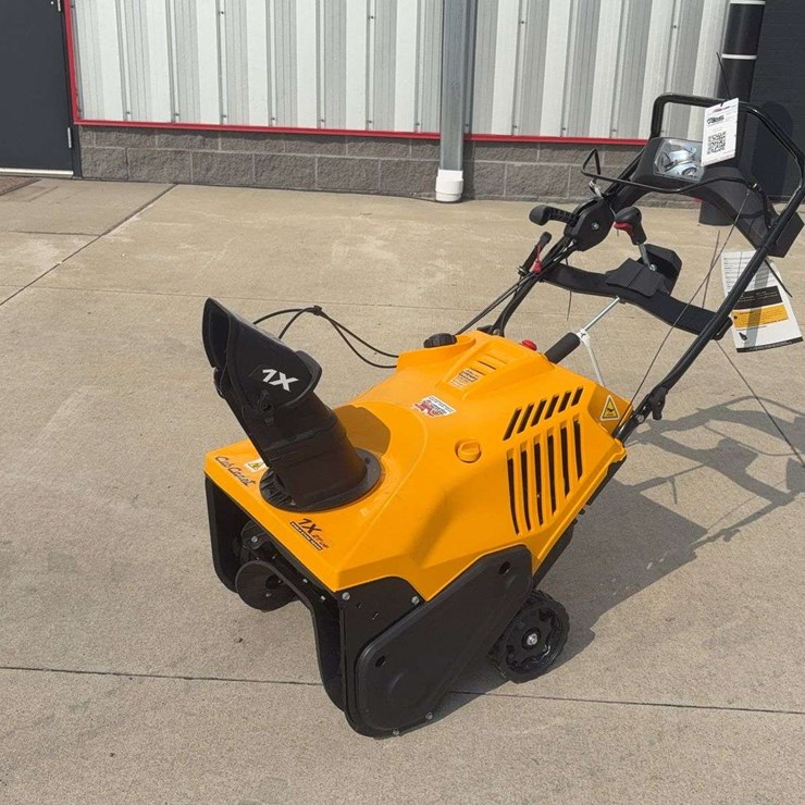2022 Cub Cadet 1X 21 LHP Snowblower