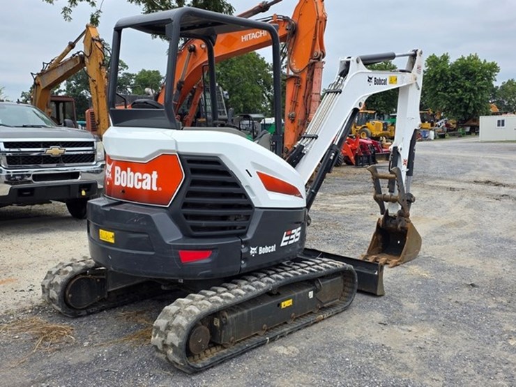 2019-bobcat-e35i-image-3