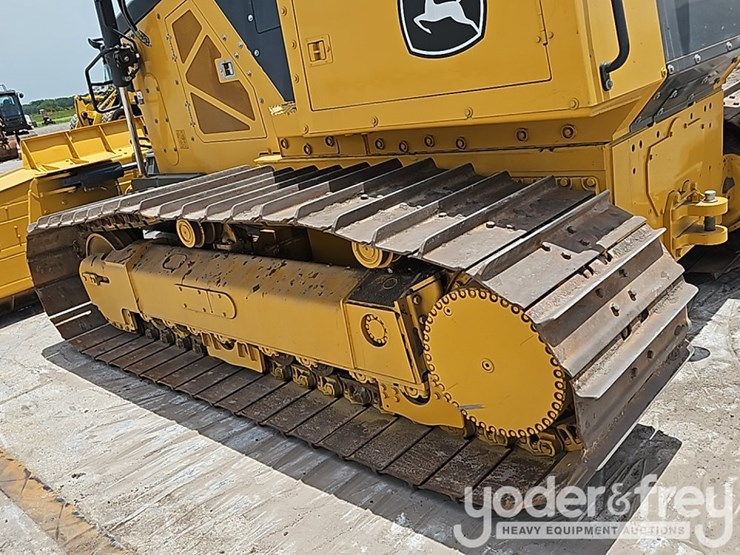 2022-deere-850l-lgp-image-27