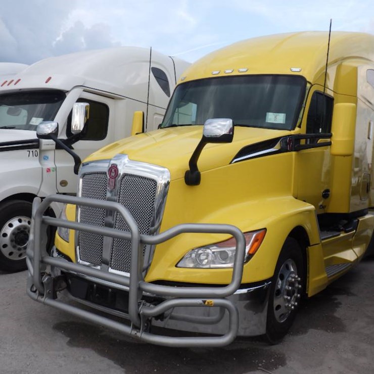 2023 KENWORTH T680