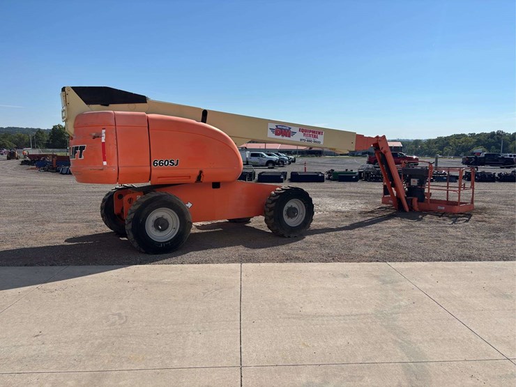 2009-jlg-660sj-image-3