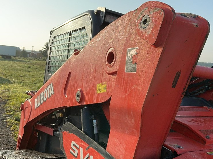 2015-kubota-svl90-2-image-23