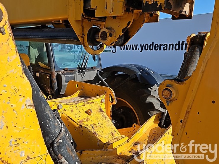 2016-jcb-510-56-image-14
