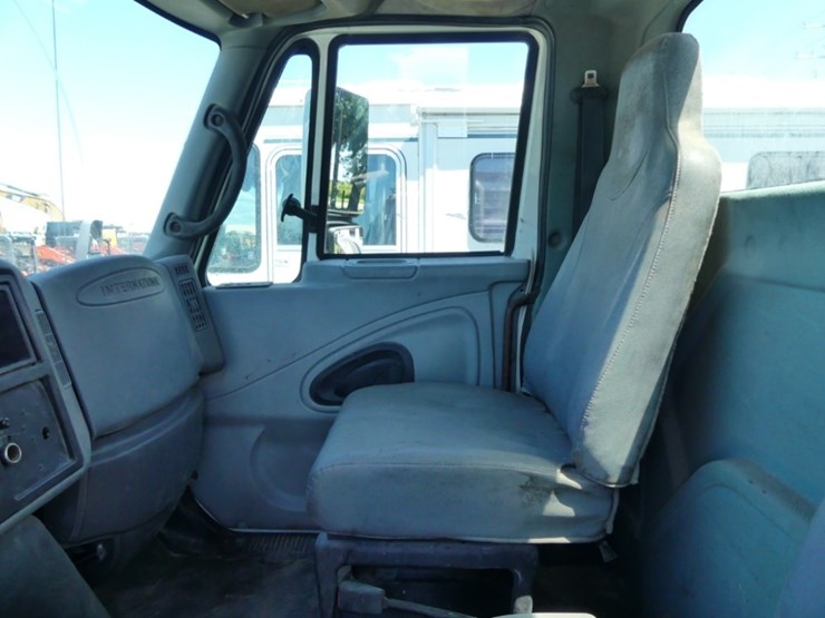 2006-international-4400-image-12