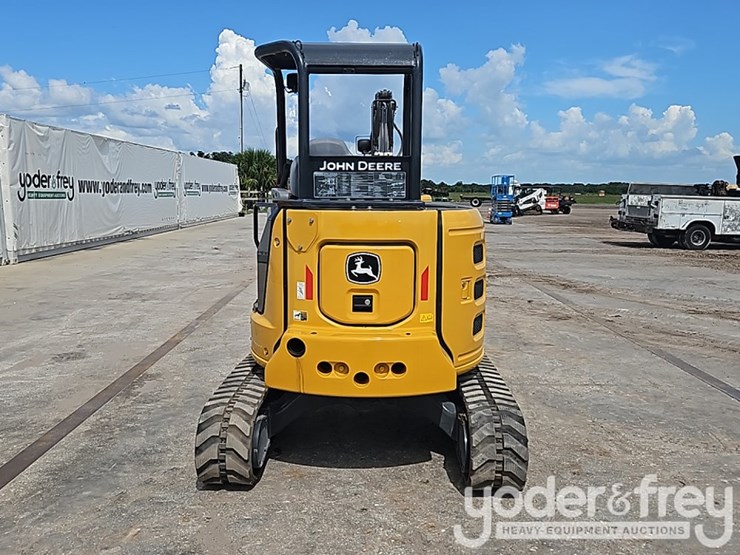 2023-deere-35g-image-28