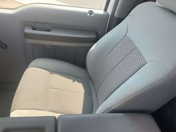 2016-ford-f350-image-38
