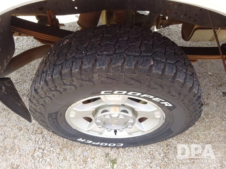 2010-ford-f250-xlt-image-40