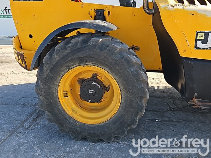 2016-jcb-510-56-image-8