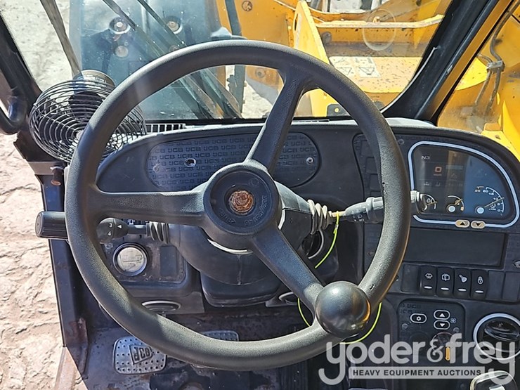 2016-jcb-510-56-image-41