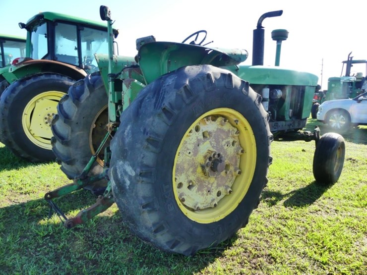 john-deere-4020-image-3