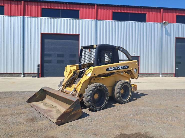 2003-john-deere-260-image-1