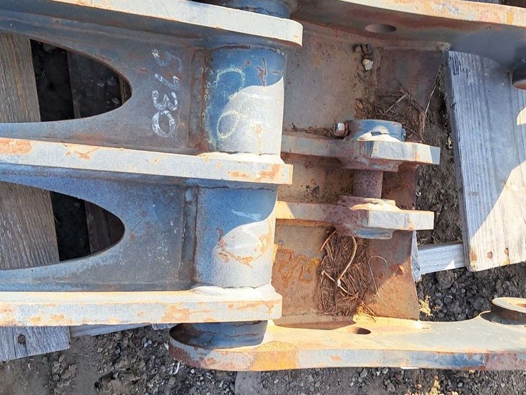 hydraulic-excavator-thumb-image-5