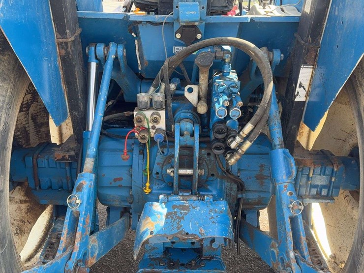 ford-7740-image-7