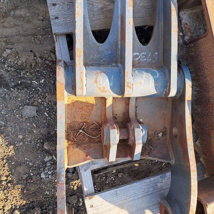 Hydraulic Excavator Thumb