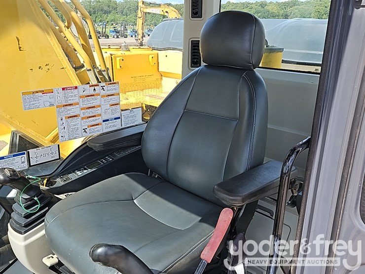 2017-kobelco-sk210-lc-10-image-38