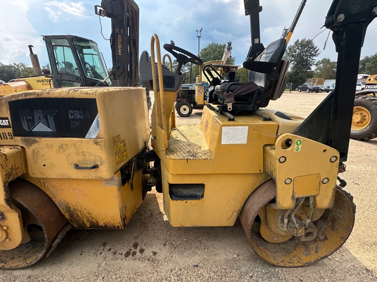 caterpillar-cb34xw-image-20