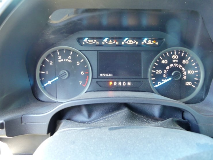 2020-ford-f150-xlt-image-17