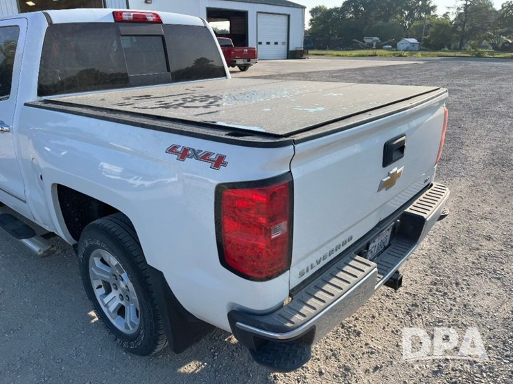 2014-chevrolet-1500-image-35