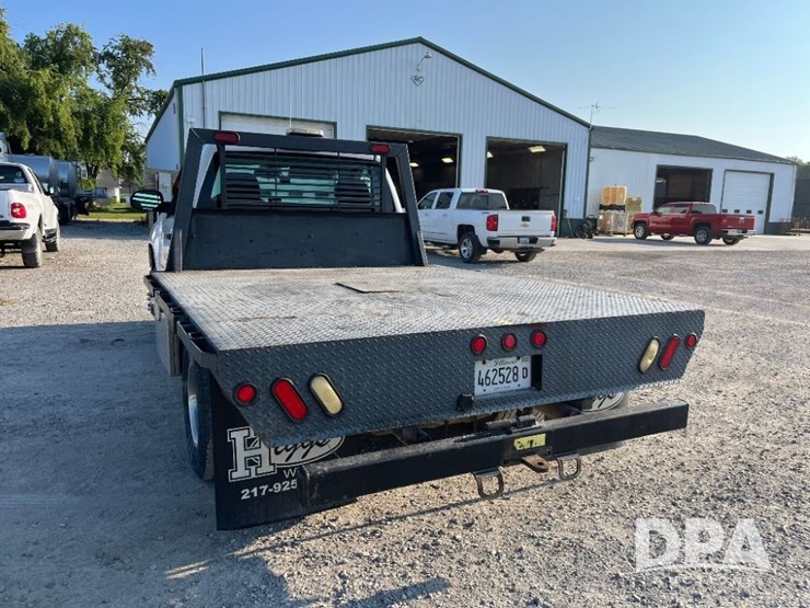 2009-gmc-3500-image-14