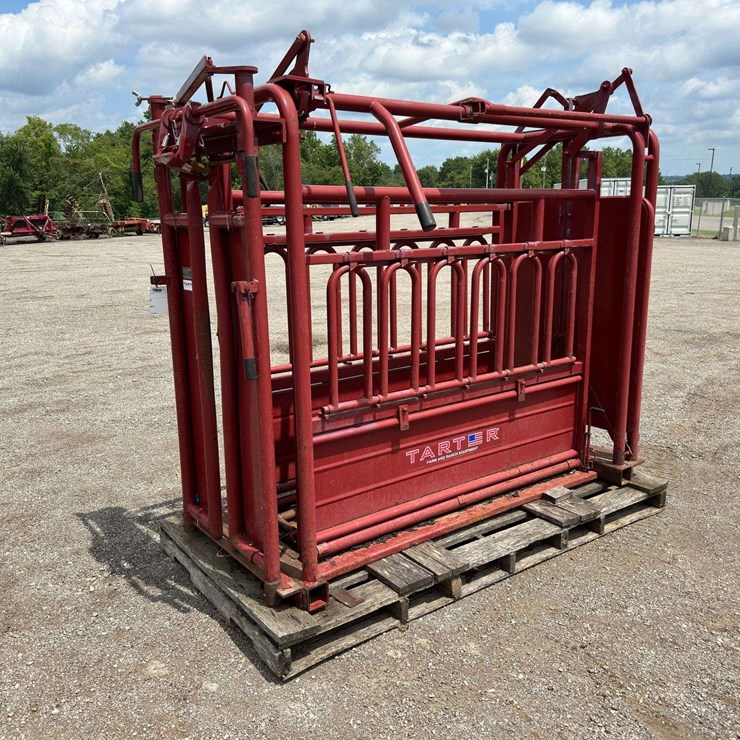 Squeeze Chute