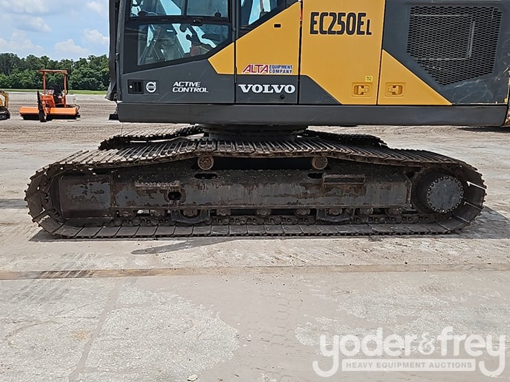 2021-volvo-ec250el-image-21