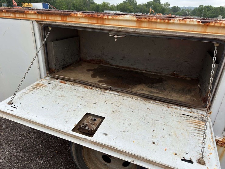2007-ford-f450-image-26