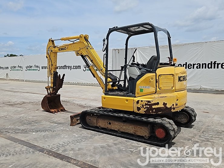2017-kobelco-sk45sr-image-4