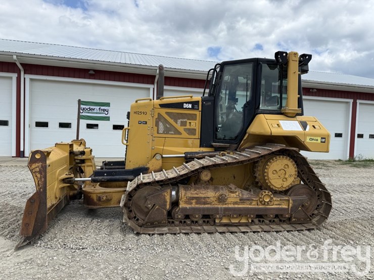 2012-caterpillar-d6n-xl-image-2