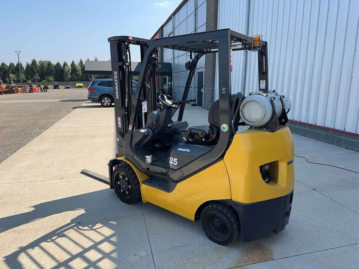 2018-komatsu-fg255t-16-forklift-image-4