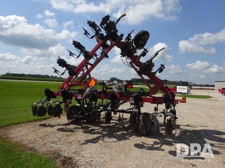 case-ih-5300-image-26