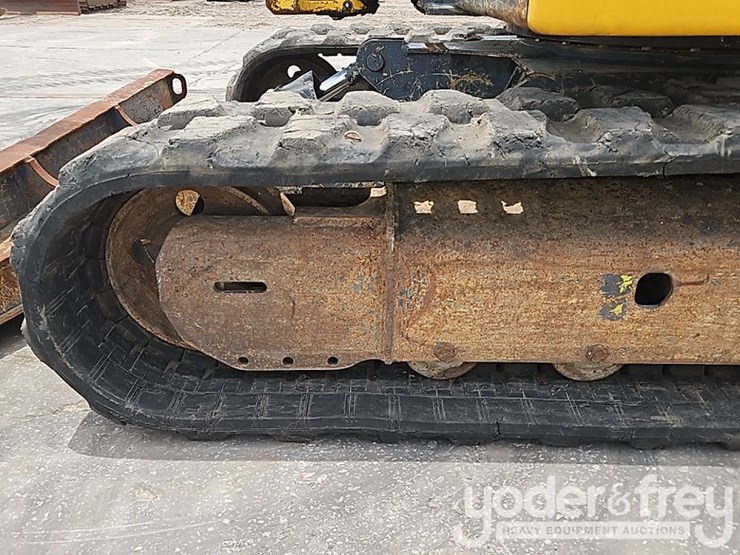 2017-kobelco-sk45sr-image-23