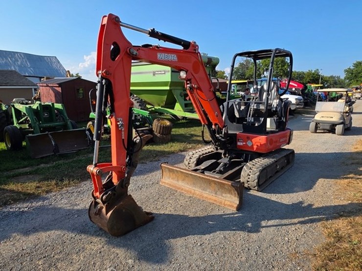kubota-kx033-4-image-2