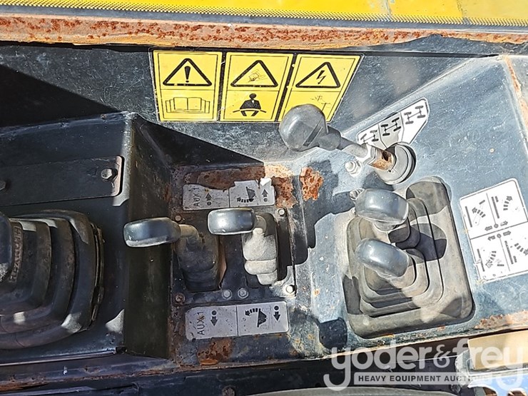 2016-jcb-510-56-image-33