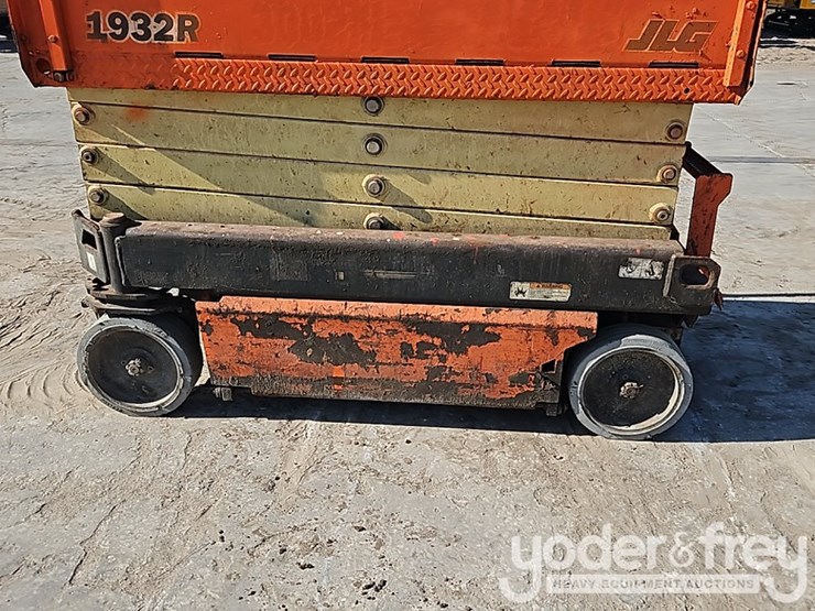 jlg-1932r-image-7