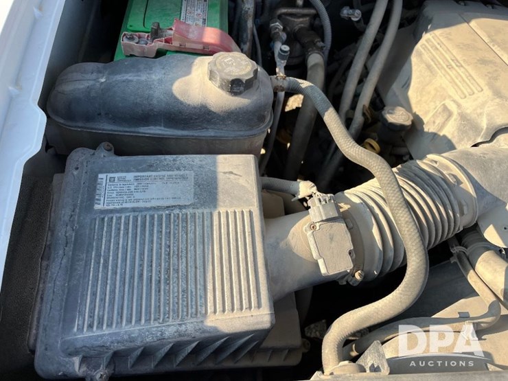 2009-gmc-3500-image-69