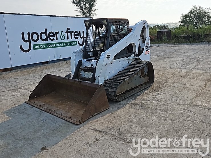 2007-bobcat-t300-image-1