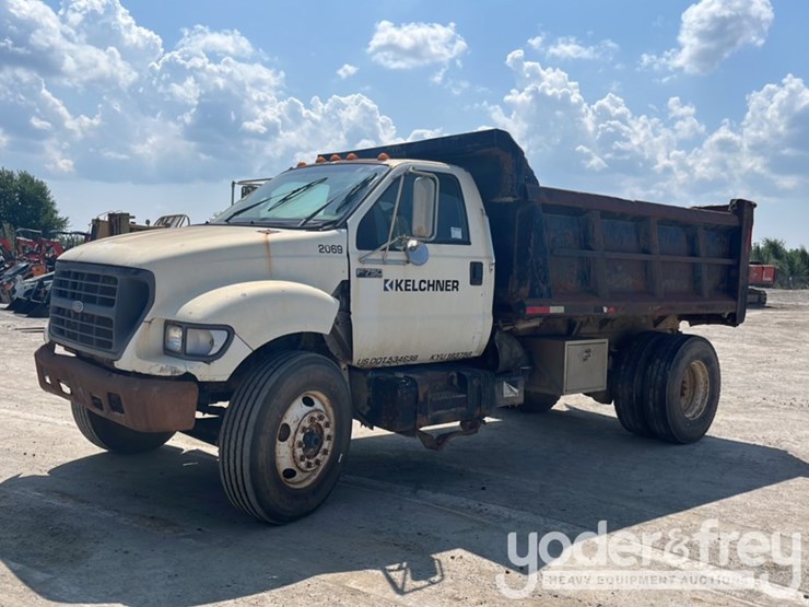 2000-ford-f750-image-1