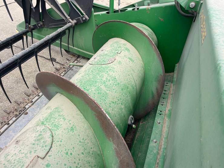 2011-john-deere-635f-image-23