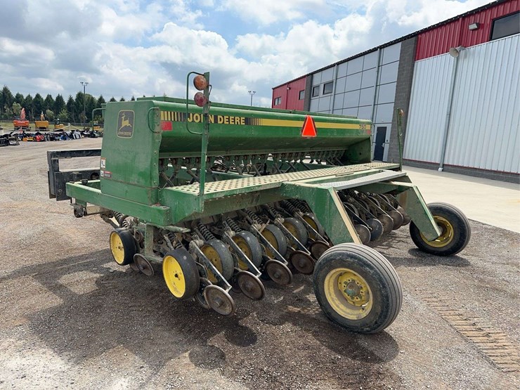 john-deere-750-image-4