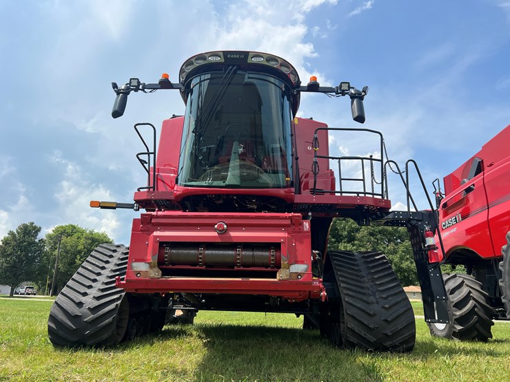 2023-case-ih-8250-image-2