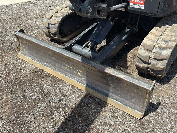 2023-bobcat-e35i-image-36