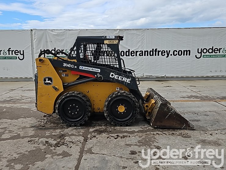 2019-deere-316gr-image-6