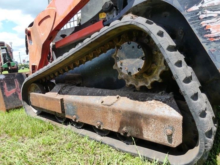 2015-kubota-svl75-2-image-5
