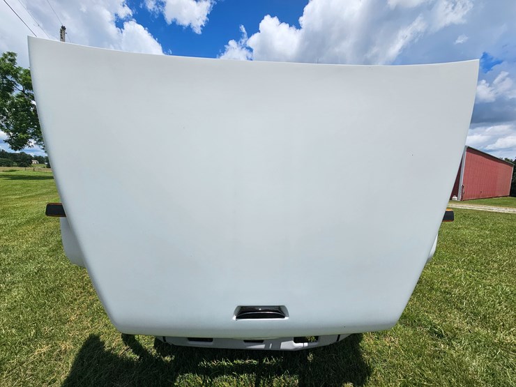 2000-freightliner-fl60-image-46
