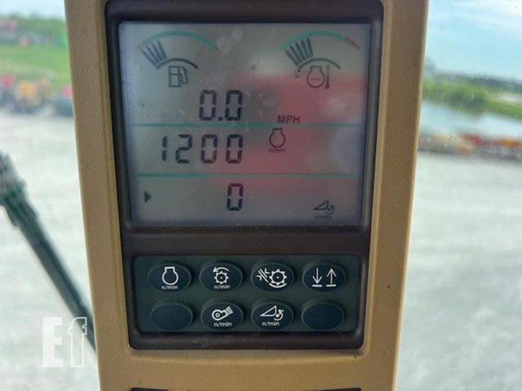 2011-john-deere-9770-sts-image-62