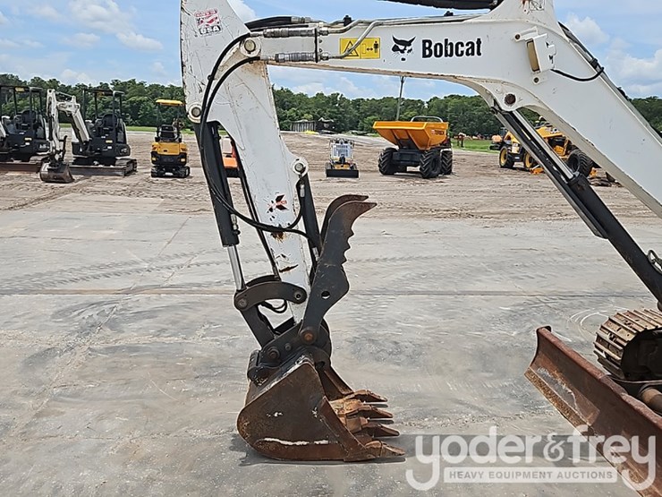 2019-bobcat-e35-image-18