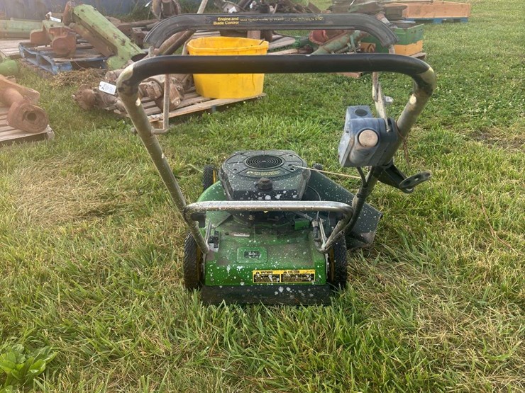 john-deere-la-image-3